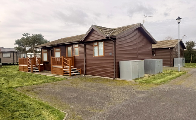 Advent Lodge Tarragon